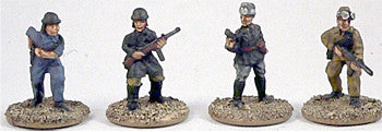 Miniatures Italian Tank Crew Armed (4)